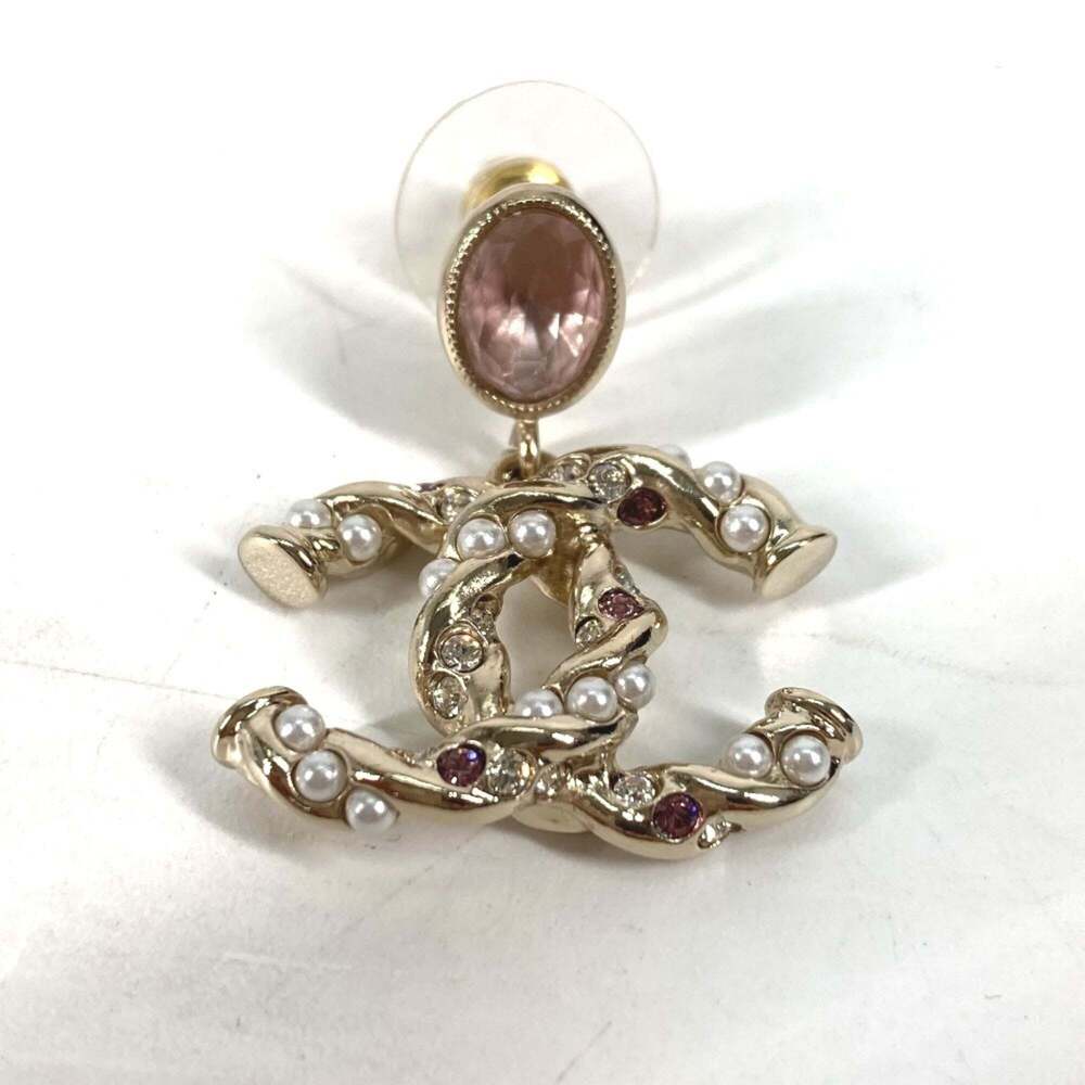 CHANEL Authentic Pink Pearl Logo Earrings - Picture 6 of 11